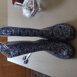 Rainboots